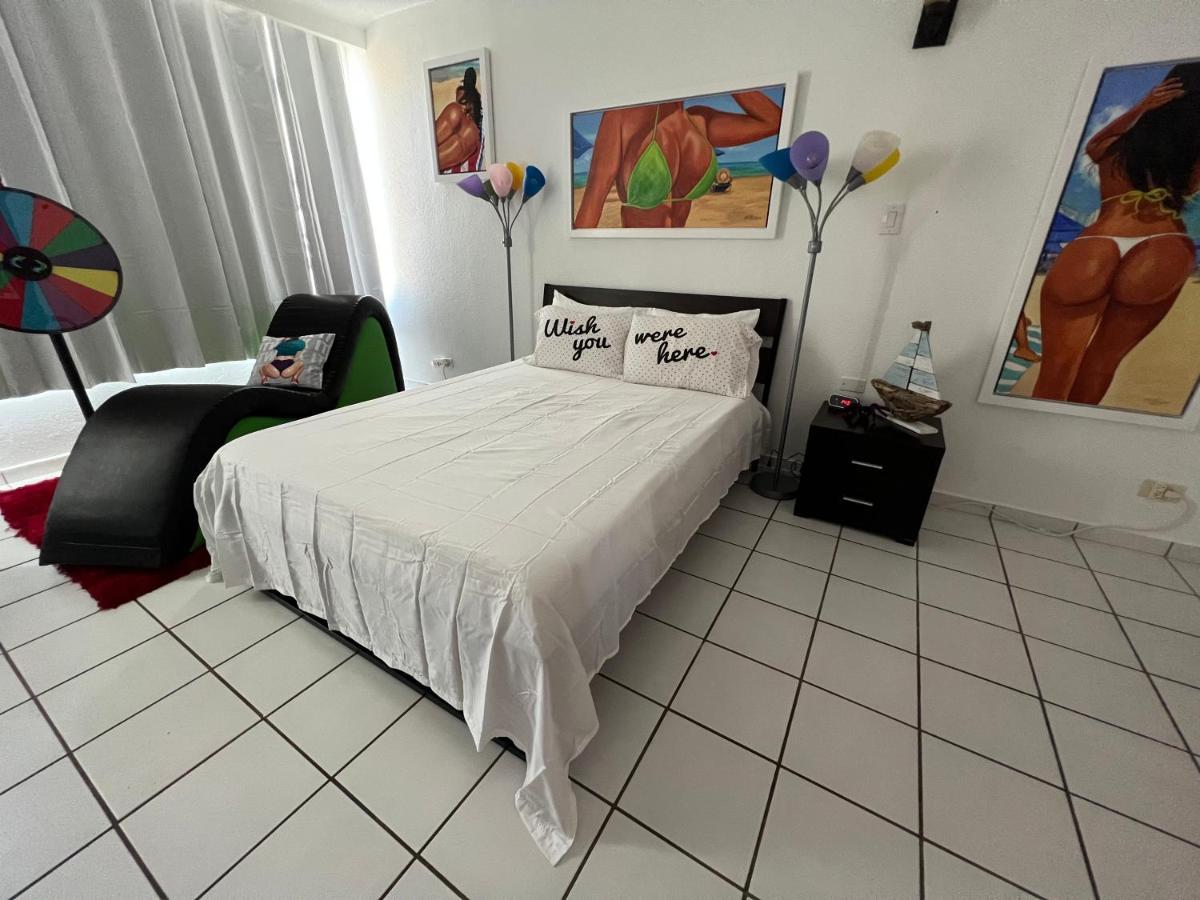 סן חואן Condado Beachfront Tantra Apartment מראה חיצוני תמונה